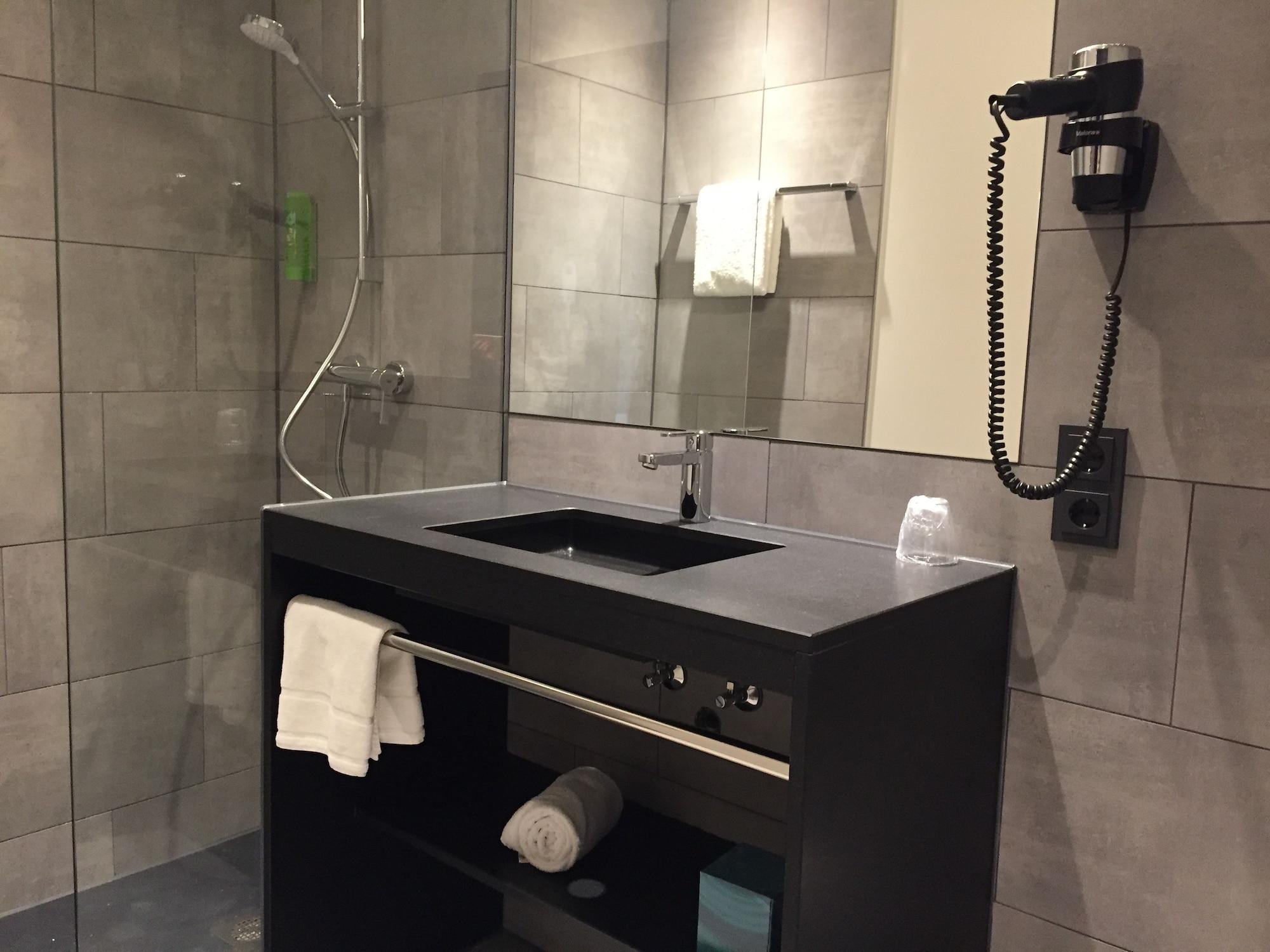 Riku Hotel Ulm Eksteriør bilde